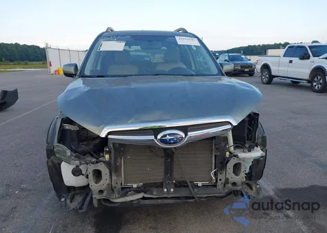 2015 Subaru Forester 2.5I Premium из США, поврежденный, VIN JF2SJADC2FH593887